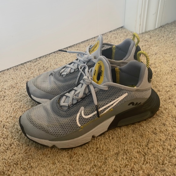 Nike Shoes - Grey womens air max, size youth 5 (womens 6.5)